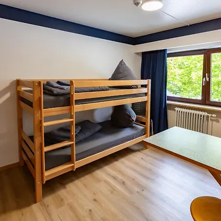 Euro Inn - Hostel-3