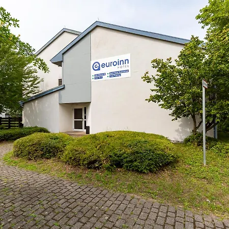 Euro Inn - Hostel-2